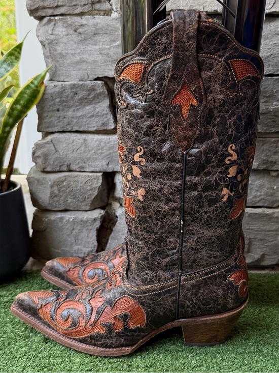 Corral Boots Shoes - Corral Vintage Distressed Genuine Goat Skin Women’s Boots